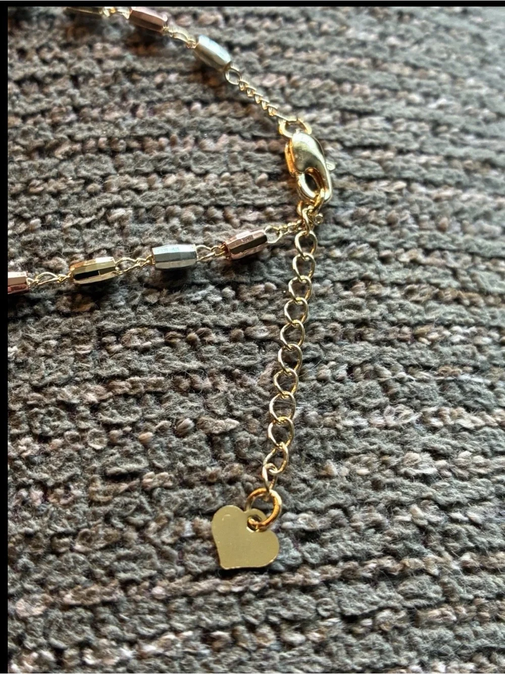N/A elegant gold